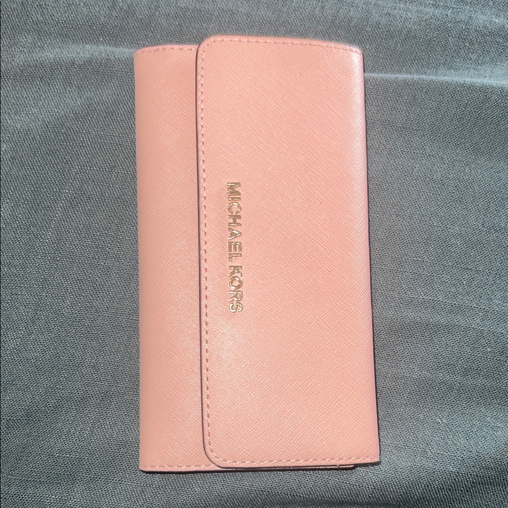 Michael Kors Blush Pink Wallet